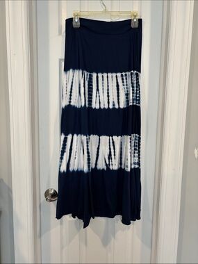 Tryst Navy and White Tie-Dye Maxi Skirt
